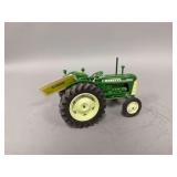 1:16 scale Oliver 550 tractor