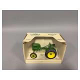 1:16 scale Ertl John Deere Model L tractor The Toy Tractor Times Anniversary 1990