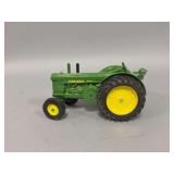 1:16 scale Ertl John Deere Model R Diesel tractor