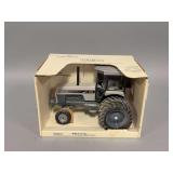 1:16 scale Scale Models White 195 Workhorse tractor