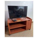 Vizio 32" TV and rolling stand