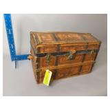 9x16x11 children’s immigrant trunk w tray See photos for condition