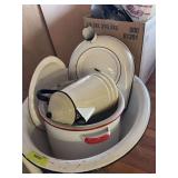 Enamel ware and granite ware