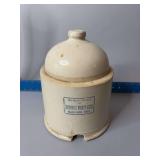 Dunnings Variety Store McGregor, Iowa Red Wing stoneware chicken waterer Cracked, see photos