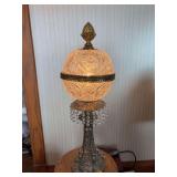 27” tall electric pineapple lamp, Top comes off to reveal the light bulb