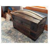 Humpback trunk 20 x 36 x 26H