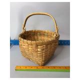 Woven basket with handle Emma Big Bear basket?