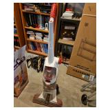 Hoover Floormate - vacuums washes dries