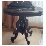 22x30x28H parlor table