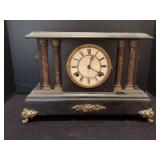 Mantle clock w key, no glass face cover