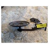 Single lamp wall bracket