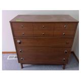 4 drawer chest of drawers and 6 drawer dresser w/ mirror