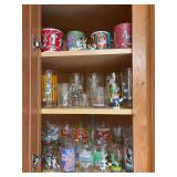 25 +\- Bugs Bunny & friends character glasses & mugs