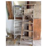 5' aluminum step ladder & wood step ladder