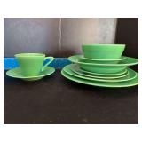 9pcs Homer Laughlin China Co Harlequin includes 10” plate, 9” plate, 7” plate, 6” plate, rimmed soup plate, fruit cup, 36s bowl, cup & saucer