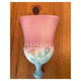 Hull “broom” wall pocket