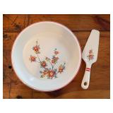 Knowles utility ware pie plate and server