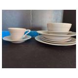 8pcs Homer Laughlin China Co Harlequin includes 9” plate, 7” plate, 6” plate, rimmed soup plate, fruit cup, 36s bowl, cup & saucer