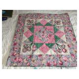 Machine stitched  centerpiece 32x32