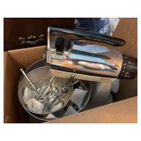 Sunbeam mixmaster electric mixer with two bowls