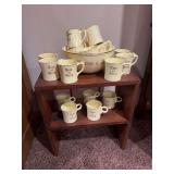 Tom and Jerry punch bowl set 17 mugs