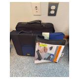 Computer fan, disc carrier, laptop case and bag