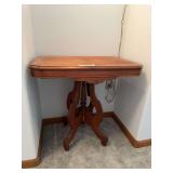 18D x 29L x 29H parlor table