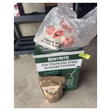 5lb stainless steel sausage stuffer with casings and seasoning