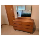 Kroehler MCM dresser set 4 drawer 18D x 36L x 41H, 6 drawer 18D x 48L x 62H