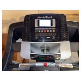 Nordic Track C700 treadmill 2.75 CHP IPod compatible, built in fan, 12% incline, various modes, very nice!!