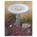 Bird bath 23wx30t