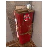 DOUBLE BAY Bower Automatic waterer - will need to be unhooked - working condition unknown