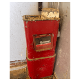 SINGLE BAY Brower Automatic waterer - will need to be unhooked - working condition unknown