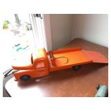 Structo pressed steel tow truck