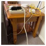 Oak side table matches lot 4462, 22 x 22