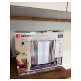 New Berger stainless steel 16 qt stock pot with lid