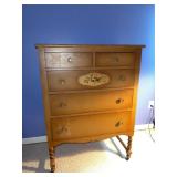 5 drawer dresser on legs 19D x 33L x 44H