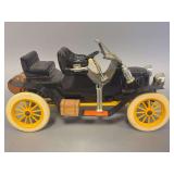 Aesthetic classics vodka antique car decanter