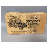 Jim Beam 1909 Thomas Flyer with box