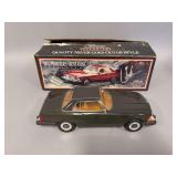 Beam 1974 Mercedes Benz 450SL with original box forest Green