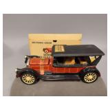 Decanter(s) as shown