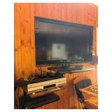 Toshiba small flatscreen TV with VHS and DVD player