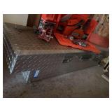 Diamond plate truck box