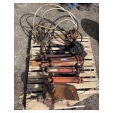 Assortment of hydraulic rams and control