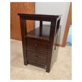 Side table w/ 2 drawers24 x 14 x 24H