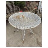 35” round expanded metal patio table