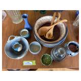 Stoneware and pottery items