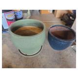 Two flower pots