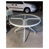 Round patio table 40”