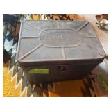 Savory tin biscuit box